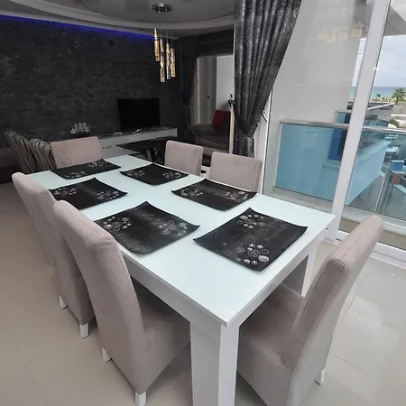 Aqua Diamond Residence Holiday home